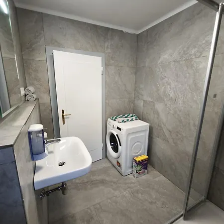 Accommodatie bij particulieren Cosy In Modern Flat *